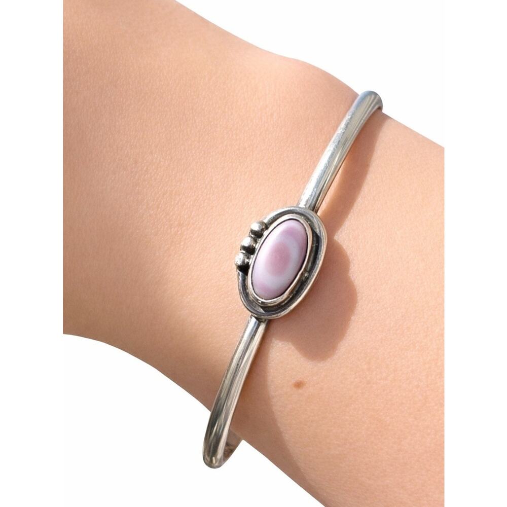 Navajo Sterling Silver Cuff Bracelet Pink Conch Shell SG Signed Southwestern VTG